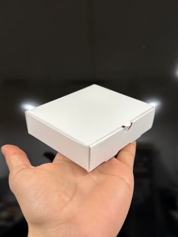 Caja blanca  11x10x3