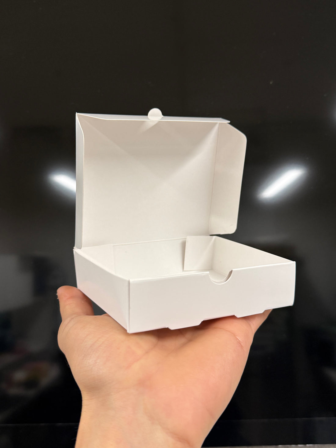 Caja blanca  11x10x3
