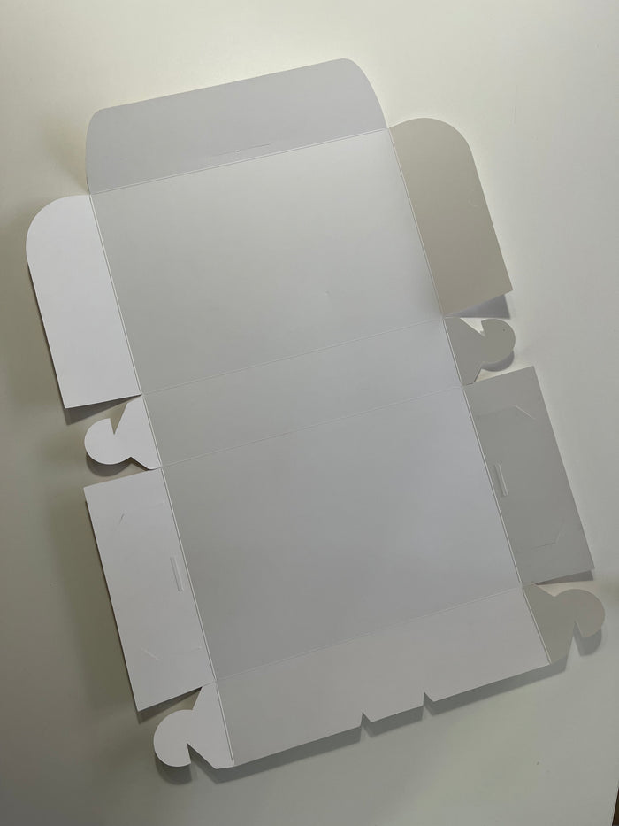 Caja autoarmable con ganchos
