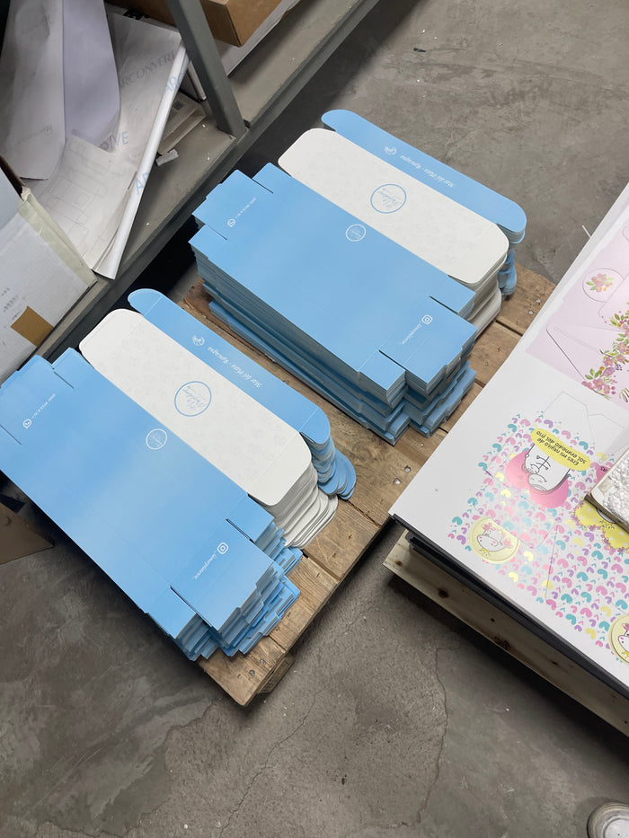 Caja autoarmable estilo avión
